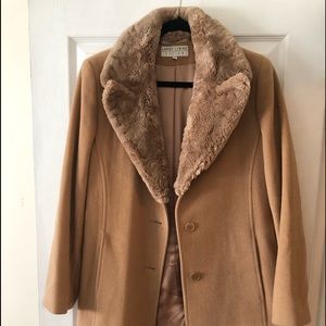 Larry Levine Design Coat